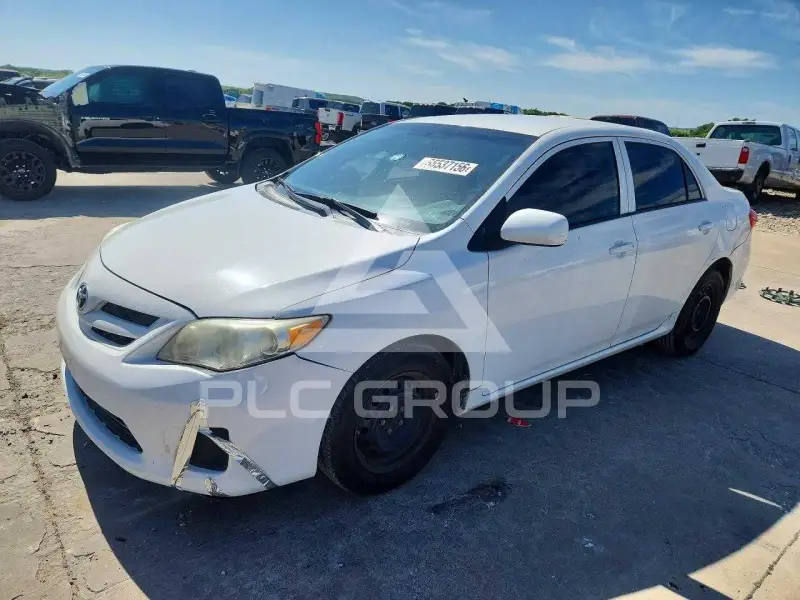 2012 Toyota COROLLA фото