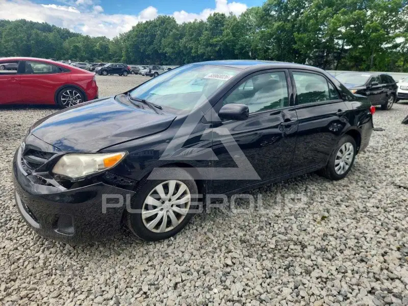 2012 Toyota COROLLA фото