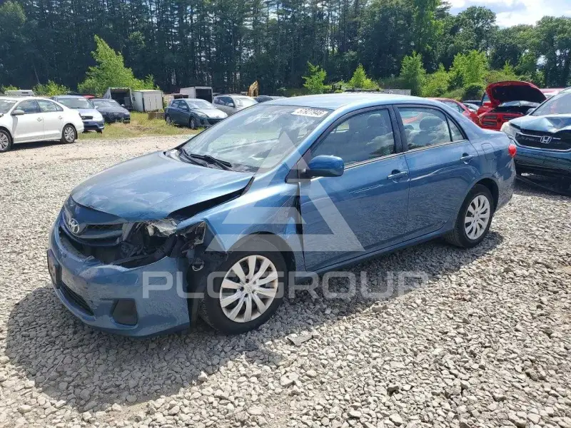 2012 Toyota COROLLA фото