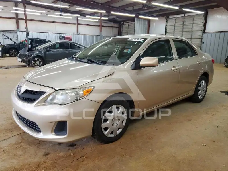 2012 Toyota COROLLA фото