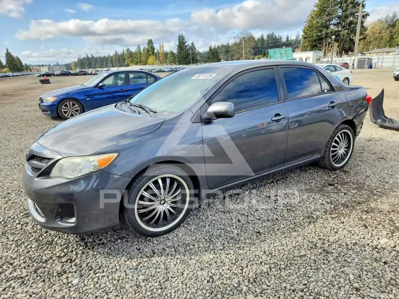2012 Toyota COROLLA фото