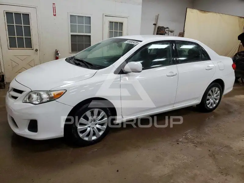 2012 Toyota COROLLA фото