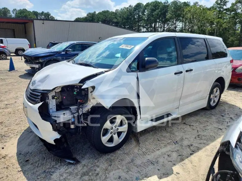 2012 Toyota SIENNA фото