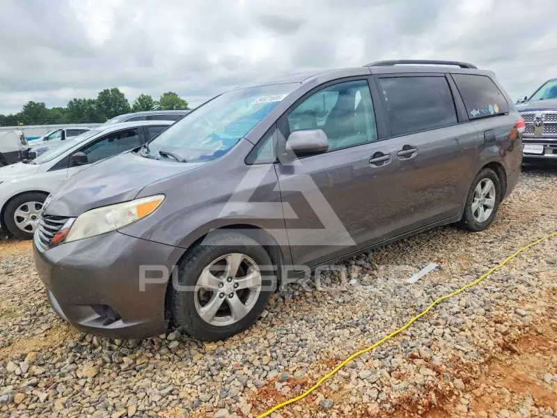 2012 Toyota SIENNA фото