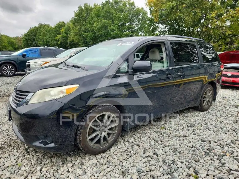 2012 Toyota SIENNA фото