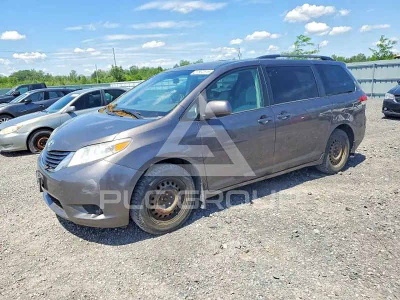 2012 Toyota SIENNA фото