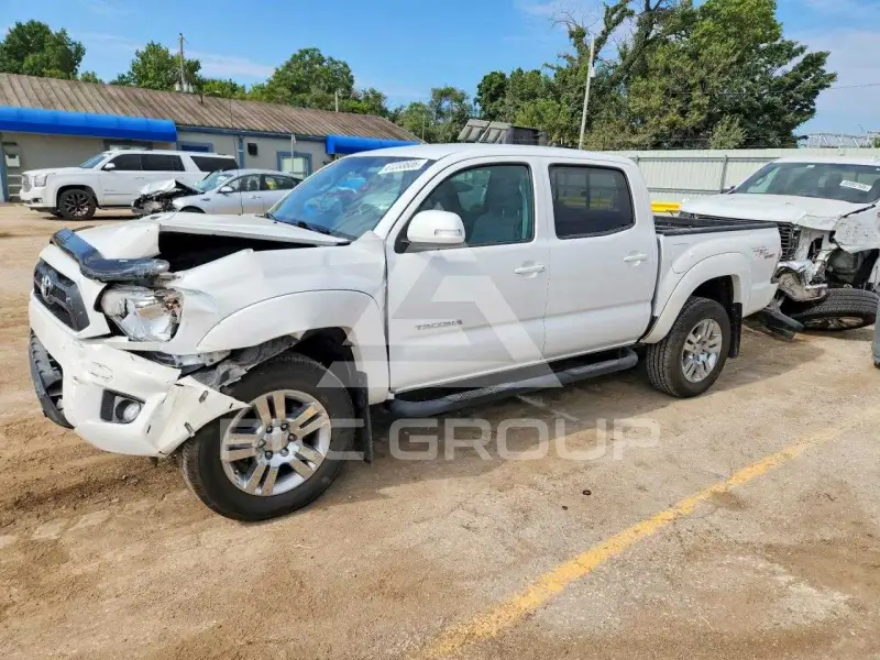 2012 Toyota TACOMA photo