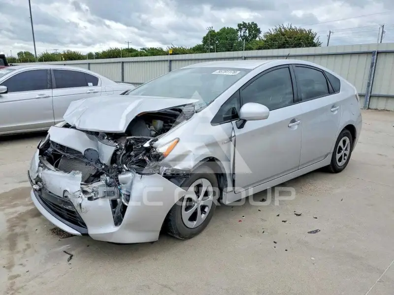 2012 Toyota PRIUS фото
