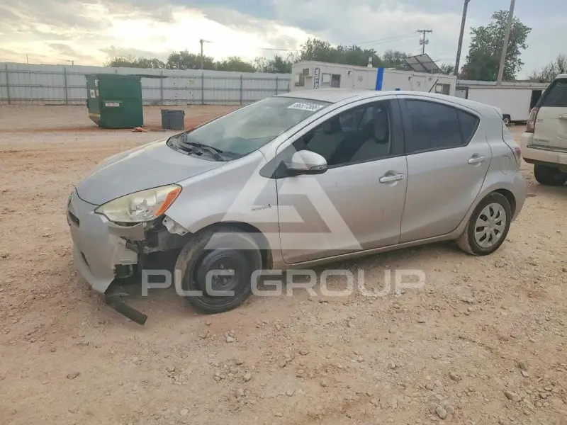 2012 Toyota PRIUS фото