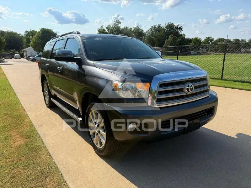 2012 Toyota SEQUOIA фото