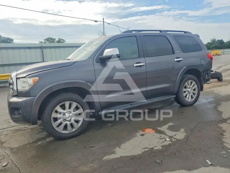 2012 Toyota SEQUOIA фото