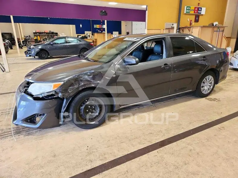2012 Toyota CAMRY photo