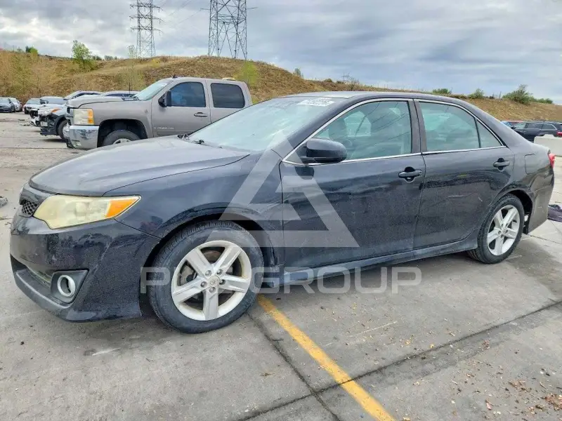 2012 Toyota CAMRY photo