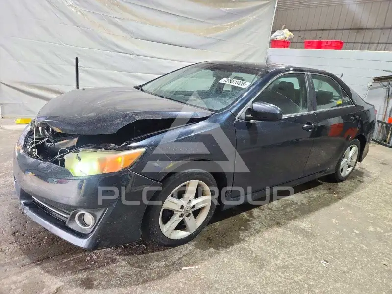 2012 Toyota CAMRY фото