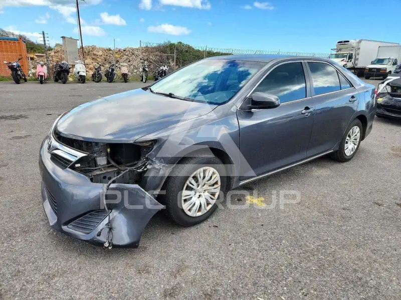 2012 Toyota CAMRY фото