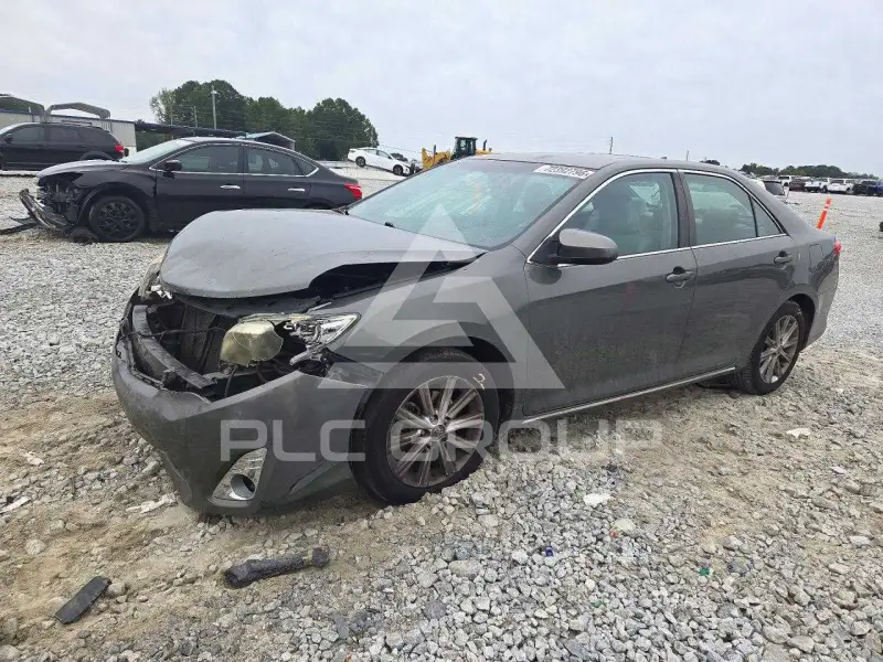 2012 Toyota CAMRY фото