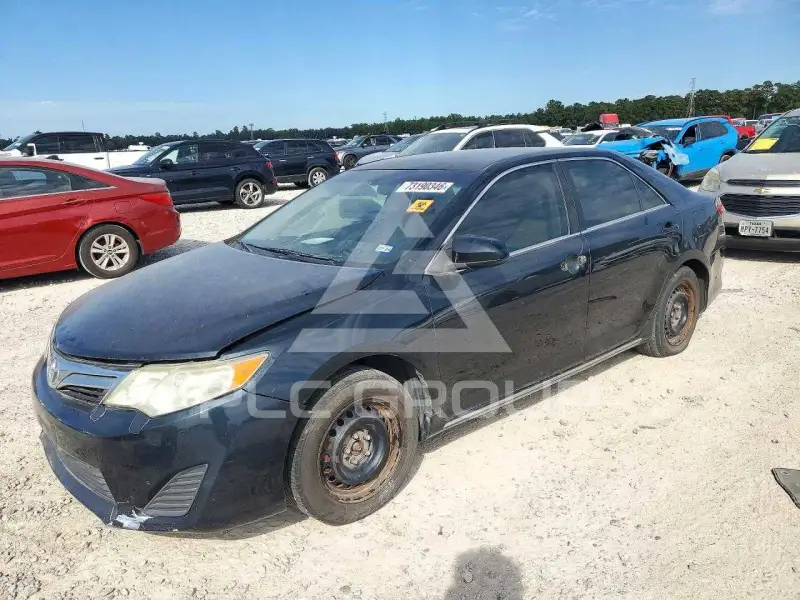 2012 Toyota CAMRY photo