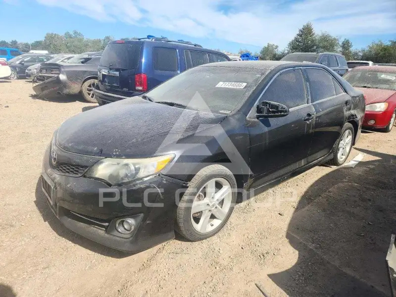 2012 Toyota CAMRY фото