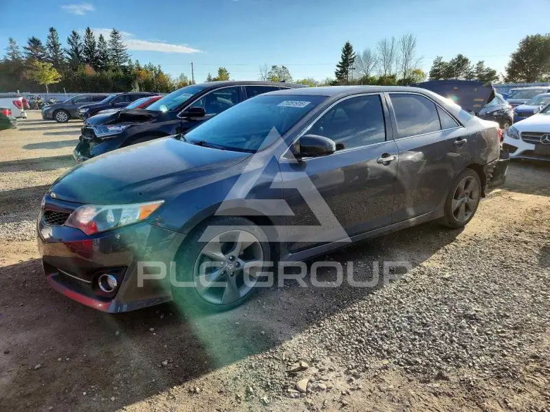 2012 Toyota CAMRY фото