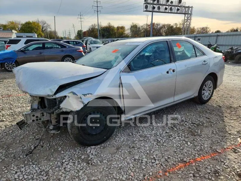 2012 Toyota CAMRY фото