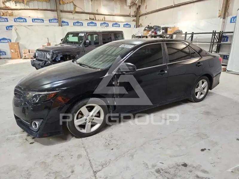 2012 Toyota CAMRY photo