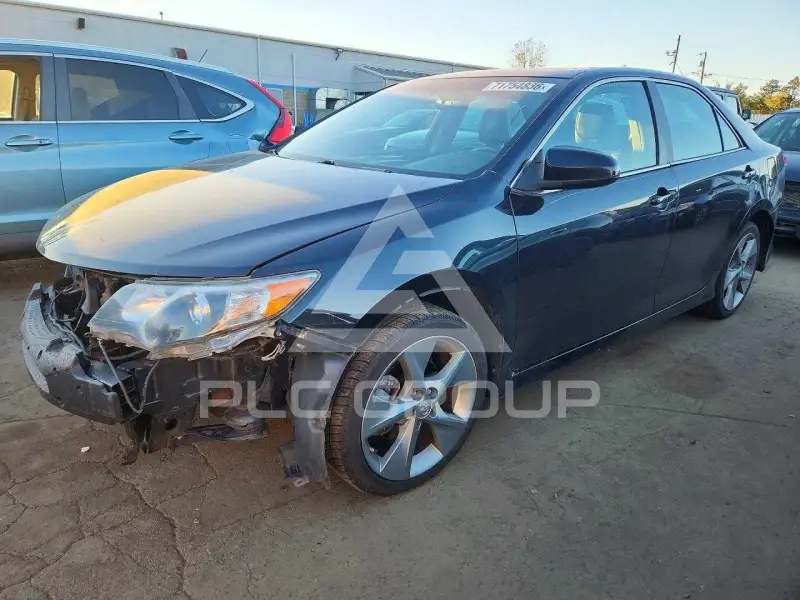 2012 Toyota CAMRY фото