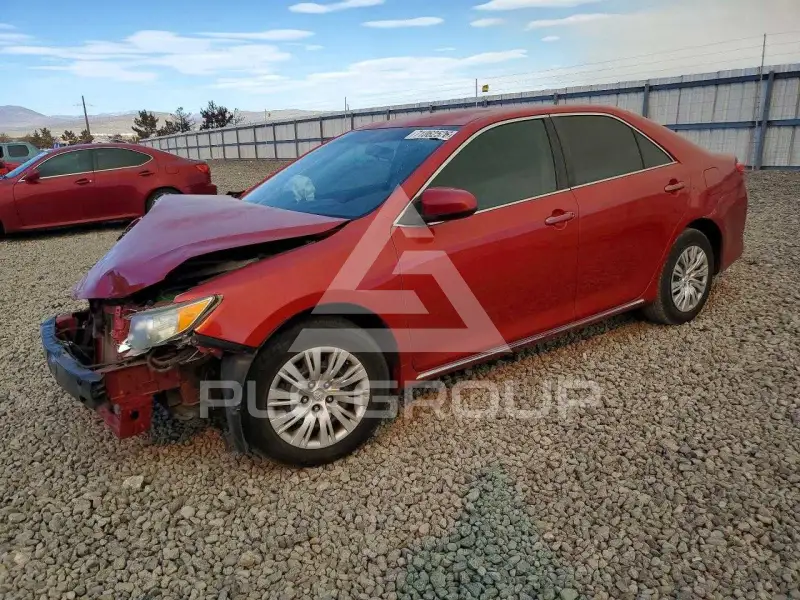 2012 Toyota CAMRY фото