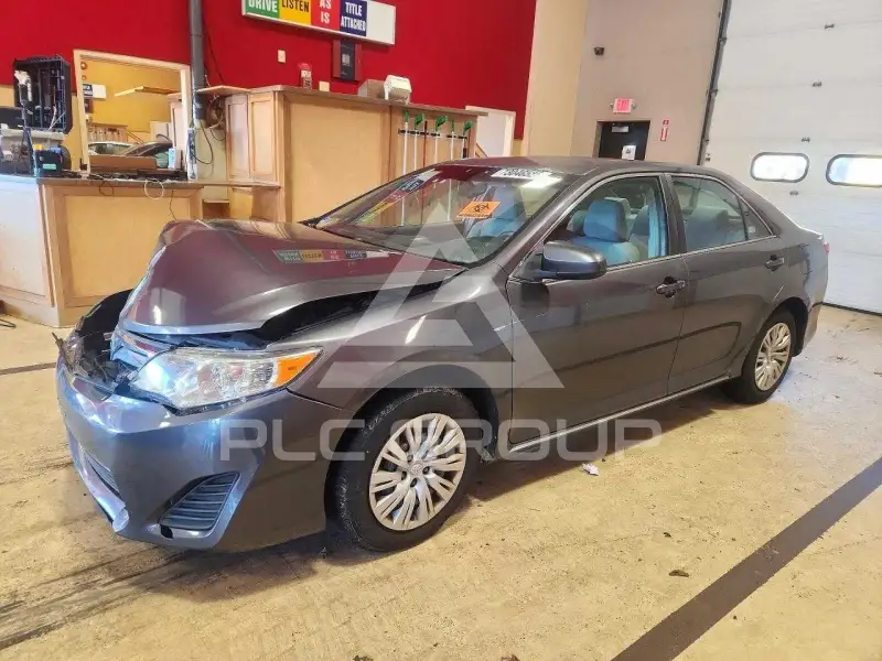 2012 Toyota CAMRY фото