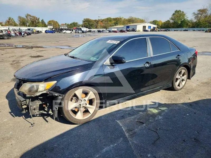 2012 Toyota CAMRY photo