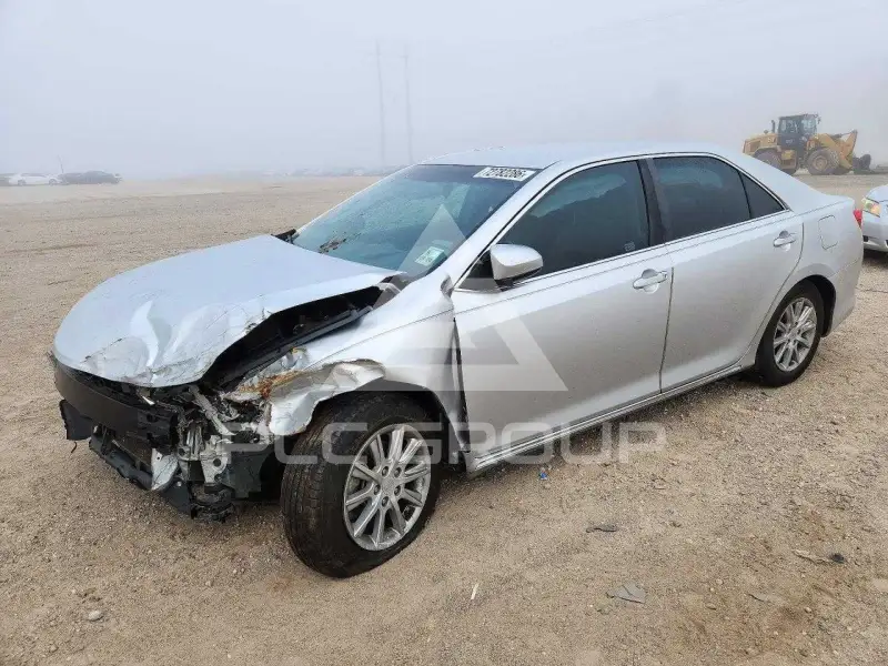 2012 Toyota CAMRY фото