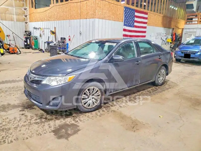 2012 Toyota CAMRY photo