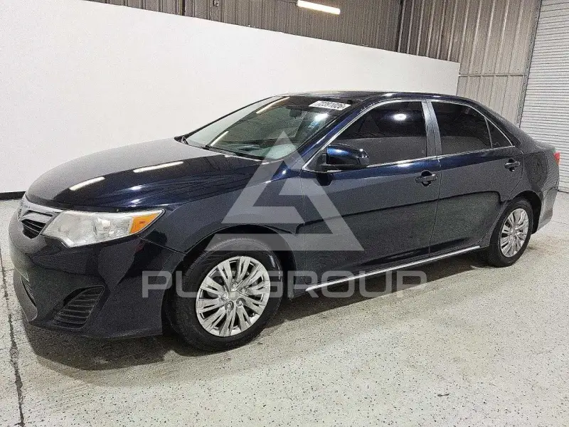 2012 Toyota CAMRY фото