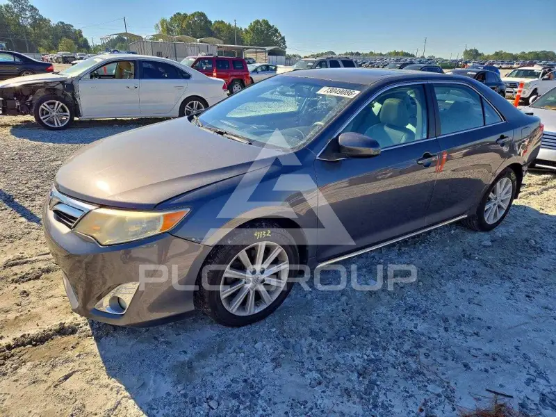 2012 Toyota CAMRY фото