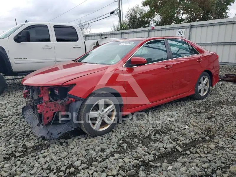 2012 Toyota CAMRY фото