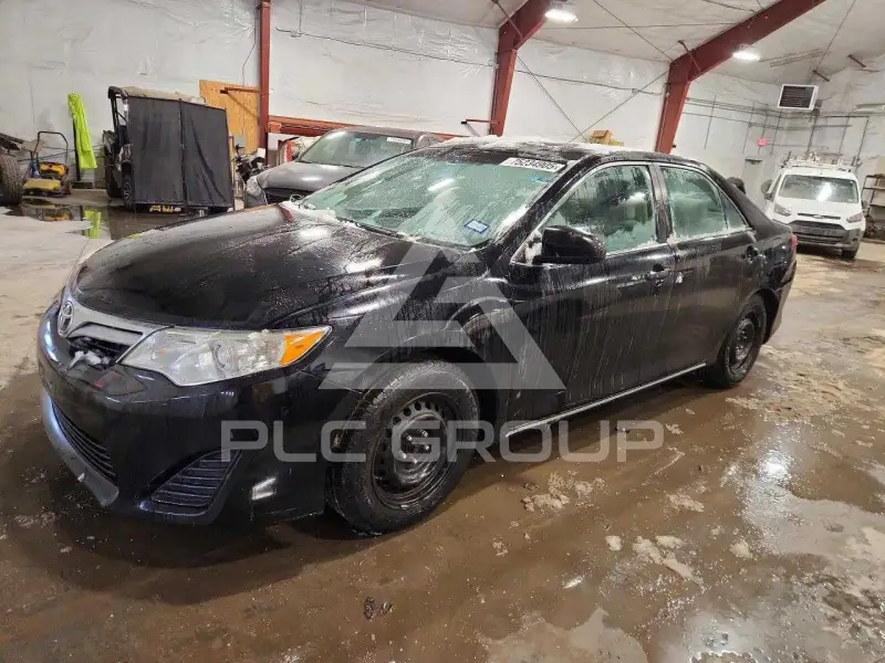2012 Toyota CAMRY фото