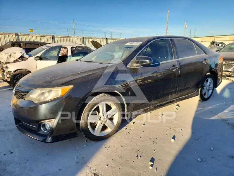 2012 Toyota CAMRY фото