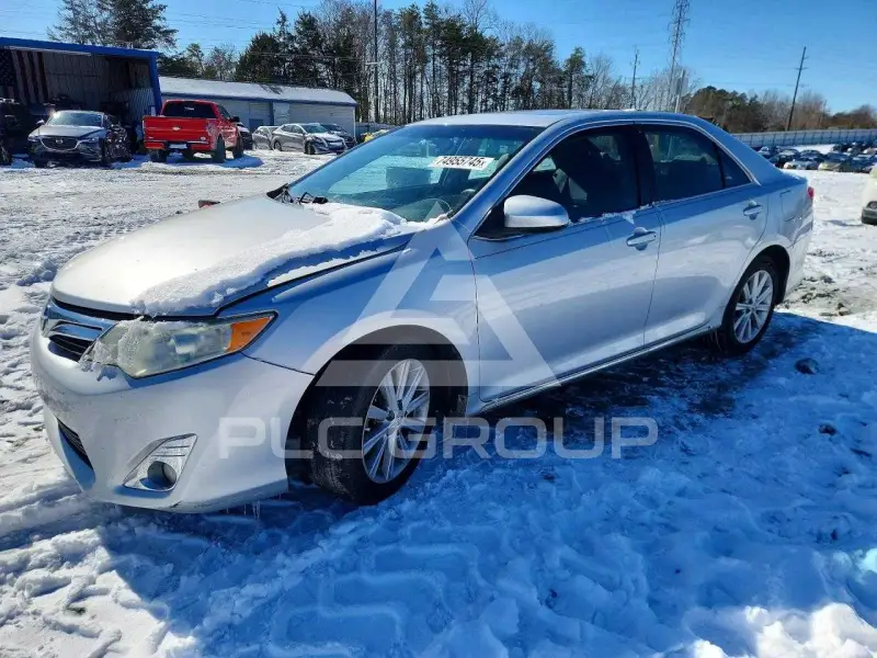 2012 Toyota CAMRY фото