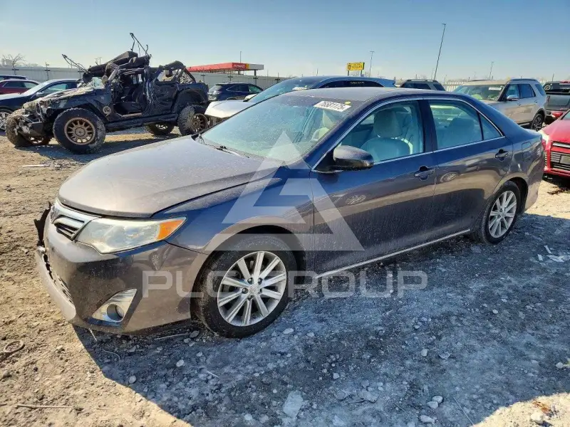 2012 Toyota CAMRY photo
