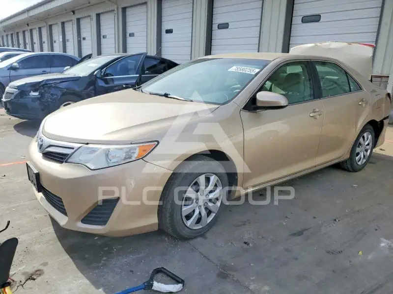 2012 Toyota CAMRY фото