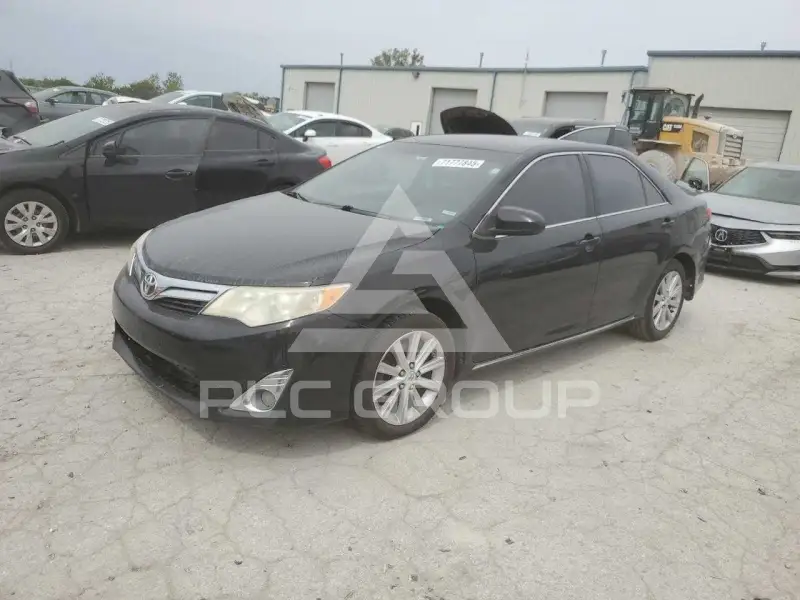 2012 Toyota CAMRY фото