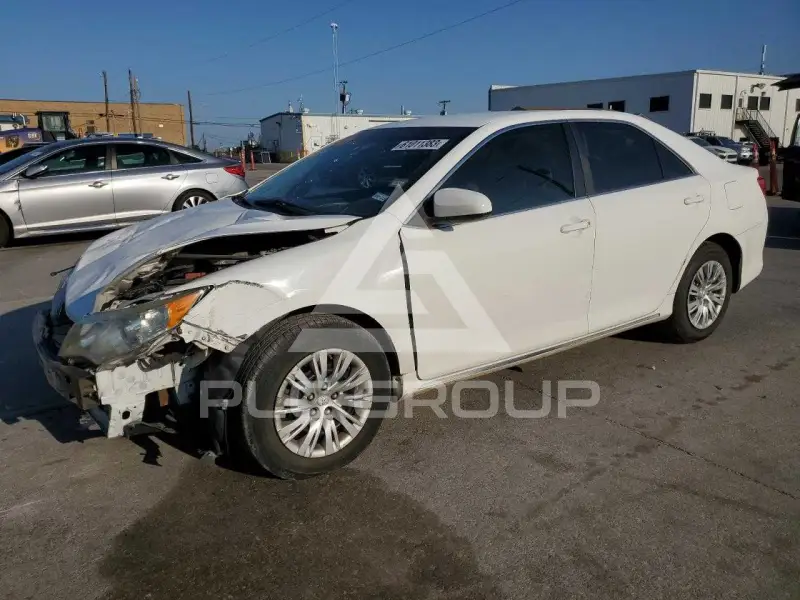 2012 Toyota CAMRY фото