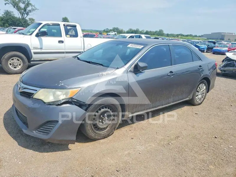 2012 Toyota CAMRY photo