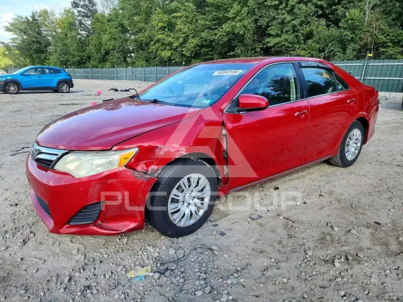 2012 Toyota CAMRY фото