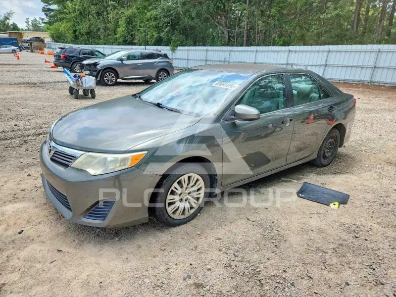 2012 Toyota CAMRY фото
