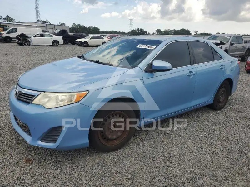 2012 Toyota CAMRY фото