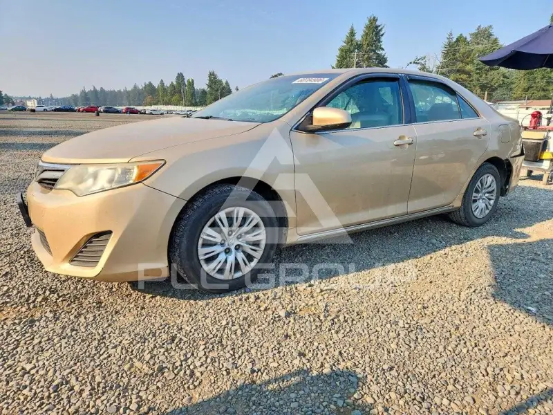 2012 Toyota CAMRY фото