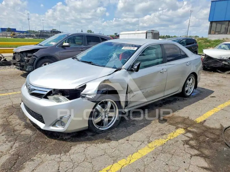2012 Toyota CAMRY фото