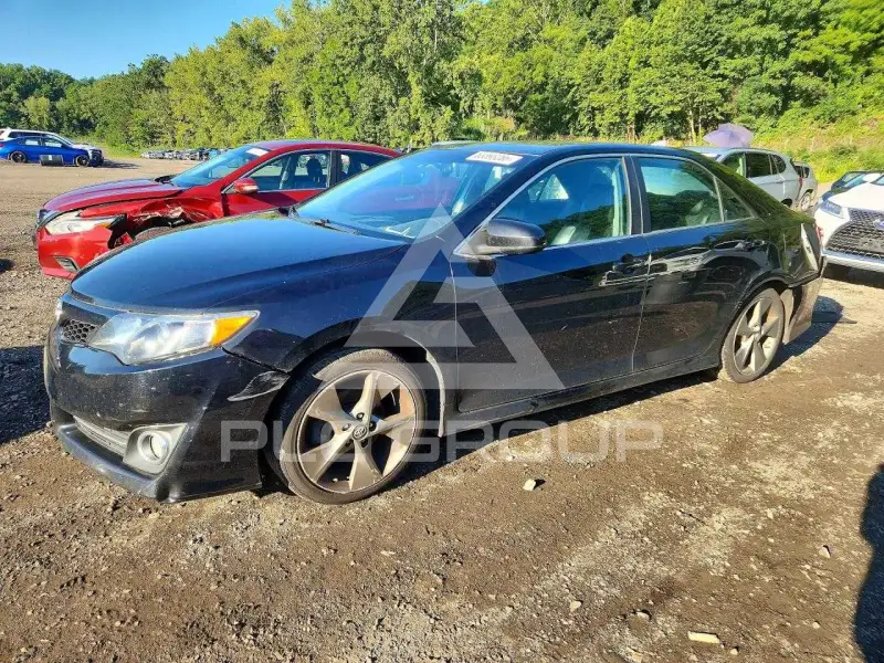 2012 Toyota CAMRY фото