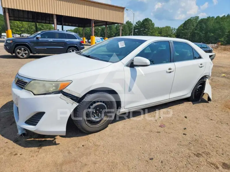 2012 Toyota CAMRY photo