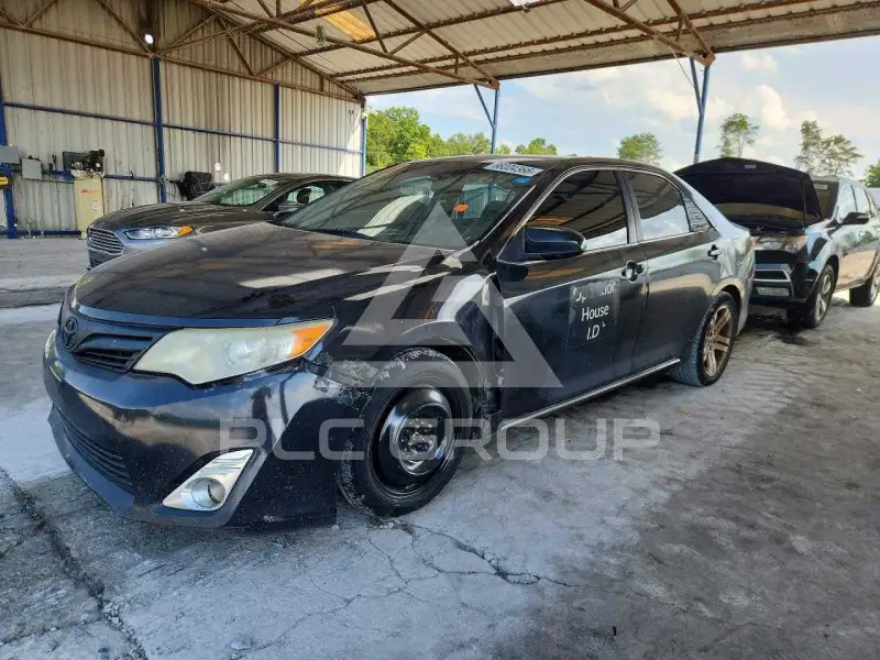 2012 Toyota CAMRY photo